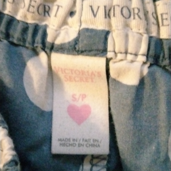 Victoria's secret cute polka dot pajama bottoms all items $10 or less are 10/$25 - Picture 3 of 4
